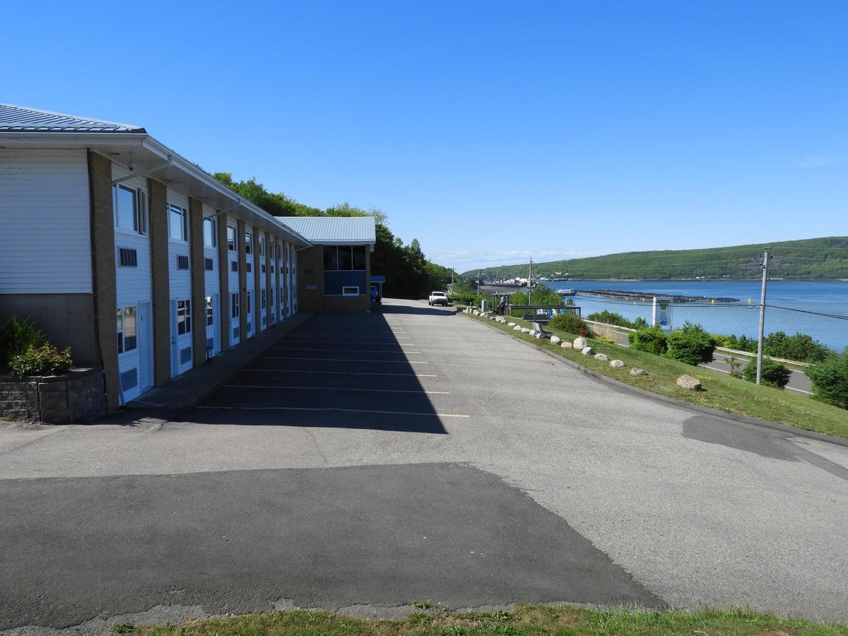 Admiral Digby Inn Restaurant And Cottages Exterior foto